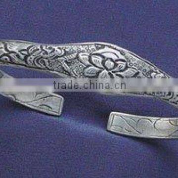 Traditional Bangle