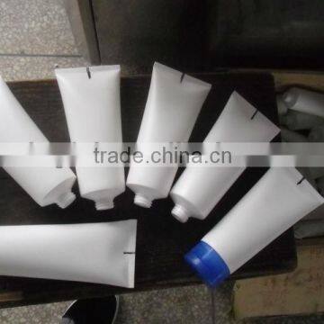 XF-GF Shoe Cream Tubes Filling Sealing Machine photo-3