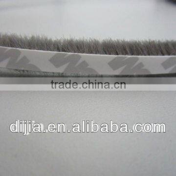 Aluminium window/door weather strip seal