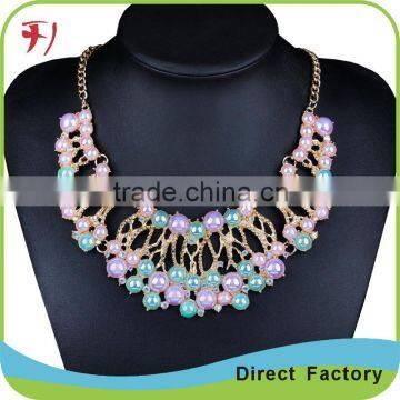 Wholesale Acrylic Flower Red Color Short Necklace