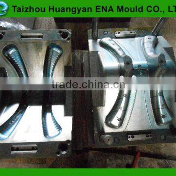 high quality hanger plastic injection mould