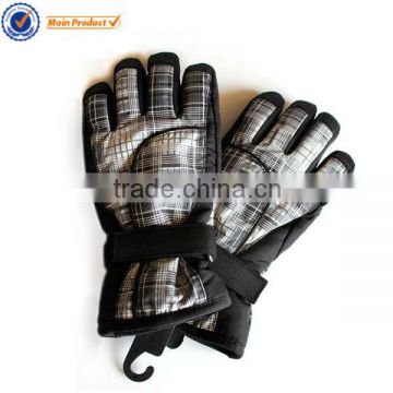 ski glove,custom ski glove,serise color of ski glove,cheap gloves