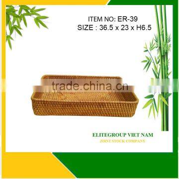 Large size and rounded corners for rattan tray