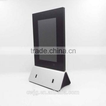13000mAh high capacity LCD display screen power bank