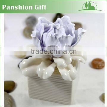 Natural aroma flower diffuser