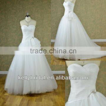 2014 Elegant and Generous plain style with beaded Tulle wedding dress