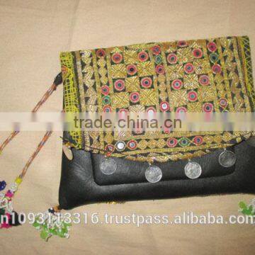 Indian Vintage Banjara Embroidered Hand Bag, Wholesaler of Cotton Hand Bag, Stylish Hand Bag