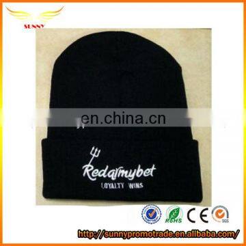 Knitted embroidery Beanie 100% Acrylic Made Low MOQ jacquard Woven Logo