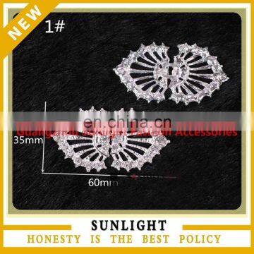 rhinestone flower pair buckles for wedding invitation silk box