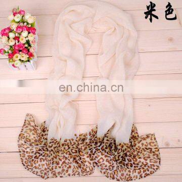 Newest Fancy Print Scarf Wholesale photo-4