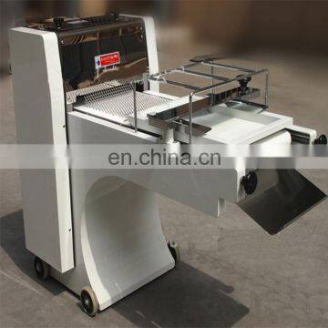 Toast moulder of Loaf bread making machine