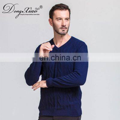 Classic Men's Merino Wool V-Neck Cable Pullover Winter Knitted Sweater photo-3