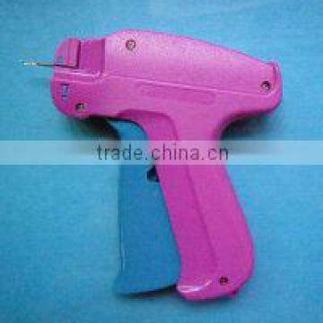 tag gun for garments/clothing