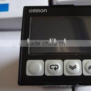 NEW OMRON temperature controllers E5CZ-Q2MT E5CZ-R2MT E5CZ-C2MT E5CZ-R2MTD