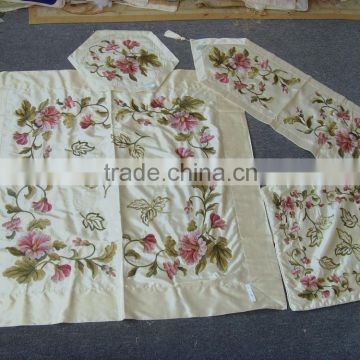 Muslim high grade artificial silk embroidery dinging table cover set