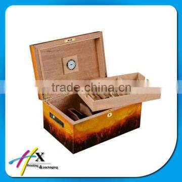 Good quality engraving and handmade antique wooden cigar boxes