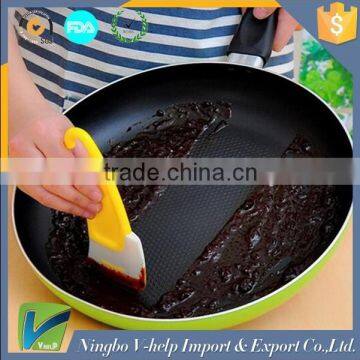 Two Color Non-stick Oil Platinum Silicone Scraper With PC Handler photo-2