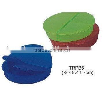 pill box/travel pill case/plastic pill box/medicine container