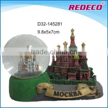 Resin customized snow globe as souvenir