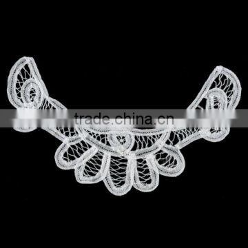 flower necklace lace motifs