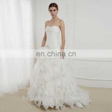 EB2677 New arrival Falbala Strapless Beaded & applique Ruched Floor Length With Tiered Flowers Bandage Wedding Dresses