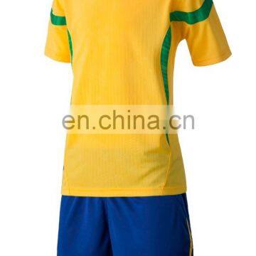 soccer uniforms - Custom made soccer uniforms, soccer kits and soccer training suit, soccer jersey and soccer shorts Soccer