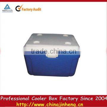 plastic insulated cooler box