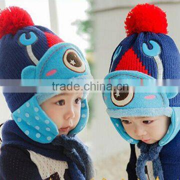 2015 Winter New Arrival Crab Claws Embroideried Fleece Inside Baby Knitted Wool Cap