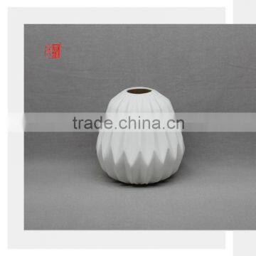 Chinese Small Color Clay Porcelain Vases