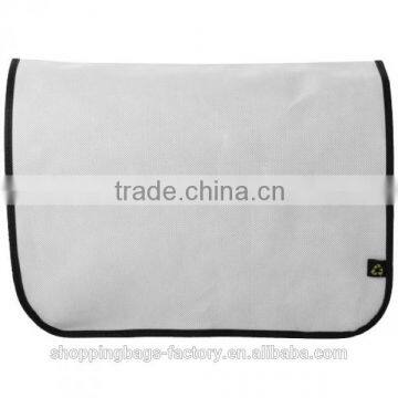 Customized Non Woven Wide Strap Sports Pattern Shoulder Bag for College Students photo-2