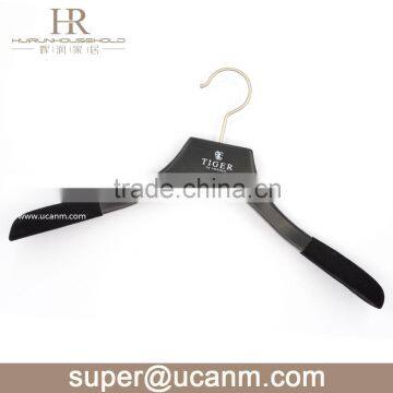 HRB-011B Black deluxe wooden suit hanger