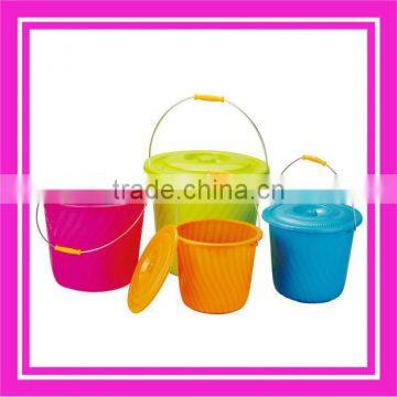 cheap plastic buckets with lids wholesale