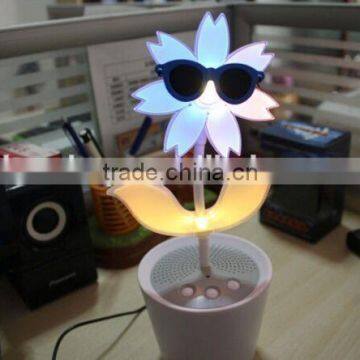 Wholesale Dancing Flower Light Speaker Newest Swing Flower Dancing Speaker Flash Intelligent Flower Speaker photo-4