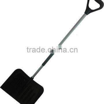 snow shovel with wood handle/plastic snow shovel