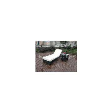 PE Rattan Sun Lounger , Cane Beach Lounge Chair With Side Table