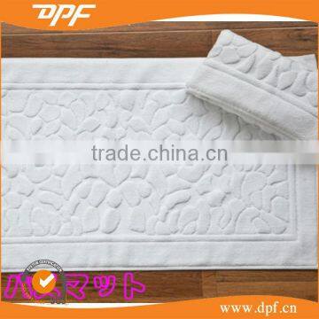 Lattice Jacquard Bath Mat