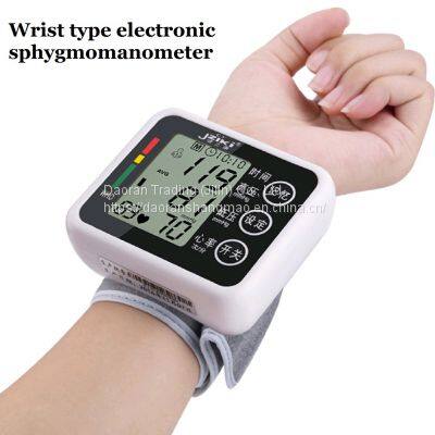 Electronic sphygmomanometer wrist digital sphygmomanometer rechargeable / dry battery two models