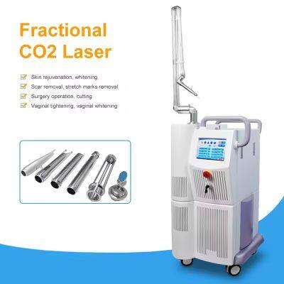Precio de fábrica. Máquina láser fraccionado de CO2 para el estrechamiento vaginal, la eliminación de cicatrices y estrías.