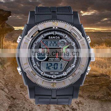 Hot Sale Luxury Quality Casual Customize Rubber Material Digital Sport Watch photo-2