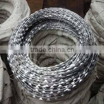 cbt-65 razor barbed wire-(Manufacturer&Exporter)-Huihuang factory website: amyliu0930