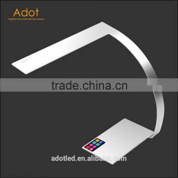 2015 New Fashionable LED Aluminium Desk Lamp