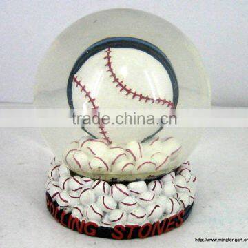 Polyresin Sport Water Globe Decoration Craft