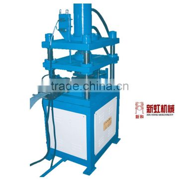 Hydraulic punching machine