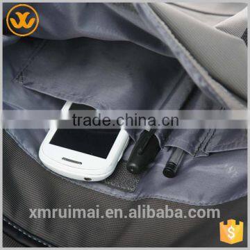Hot Selling Urltralight Outdoor Waterproof pu Mens Messenger Bag