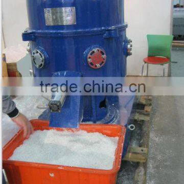 Plastic film compressing pelletizer