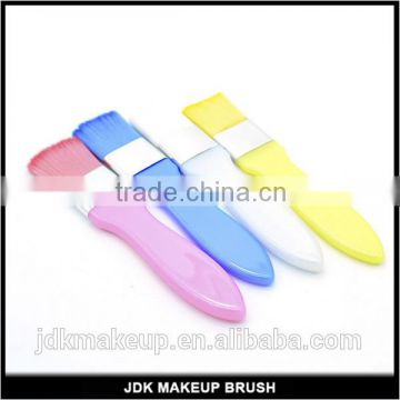 New arrival Plastic Handle Facial Mud Mask Brush