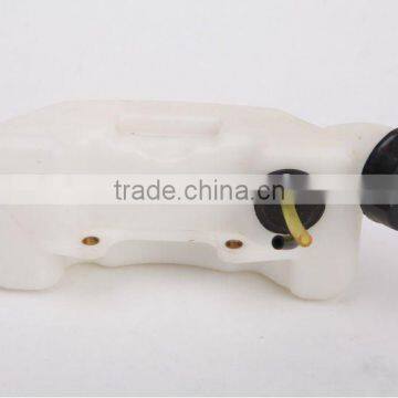 33F Engine Plastic Fuel Tank