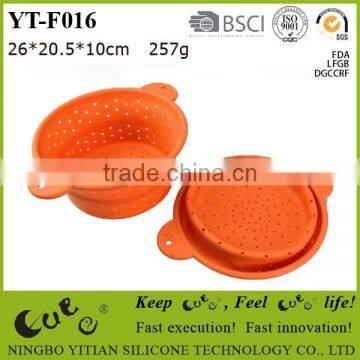 food grade silicone food container with strainer