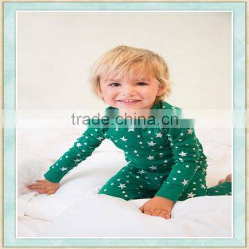 2017 GuangZhou baby childrens clothes green five-pointed star pattern boys pajamas