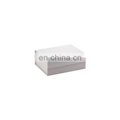 Custom rigid white folding magnetic closure gift box for retail business packaging